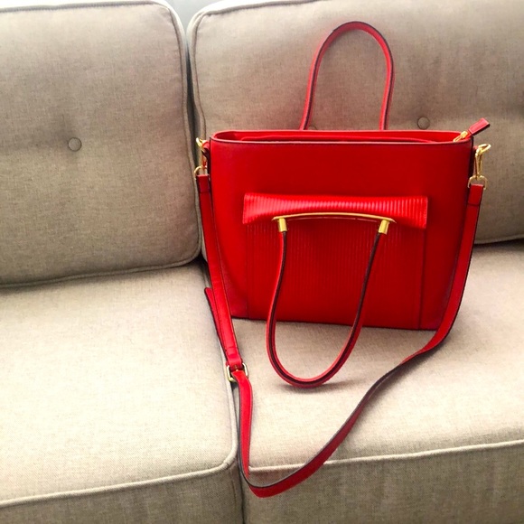 Beautiful red Satchel bag - Picture 8 of 10
